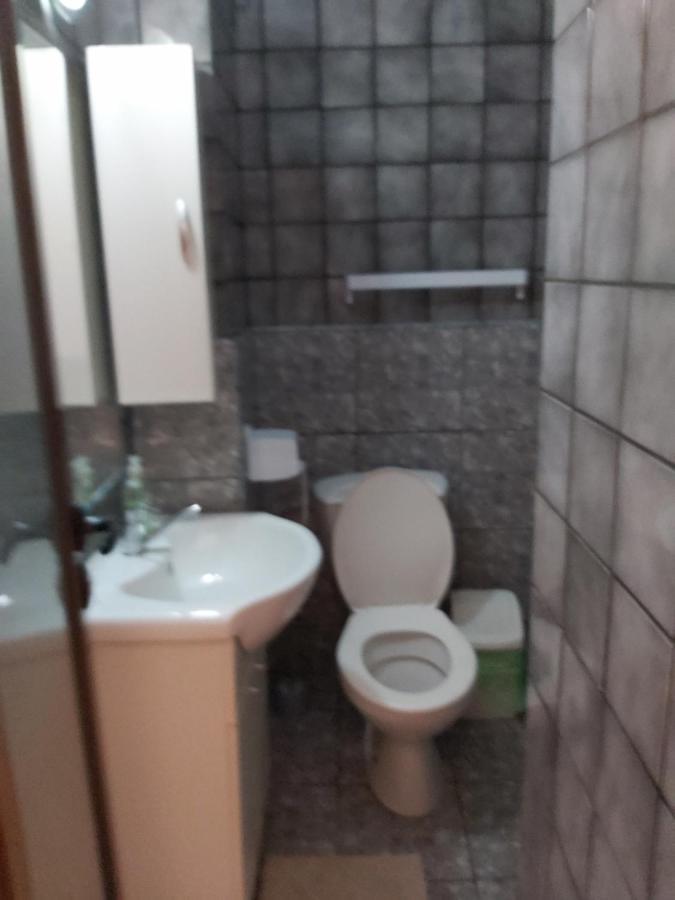 Hotel Turist Resita Bagian luar foto