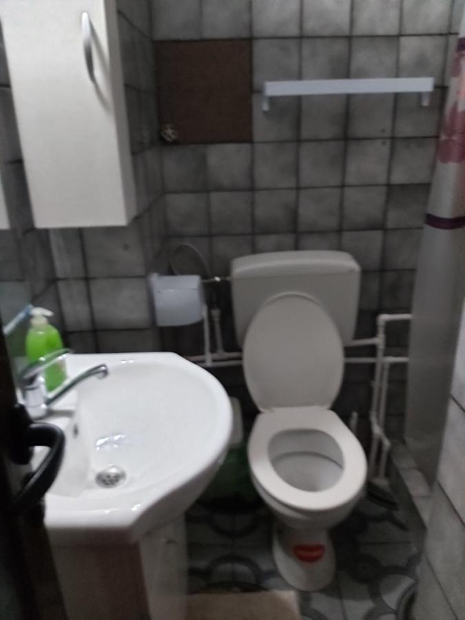 Hotel Turist Resita Bagian luar foto
